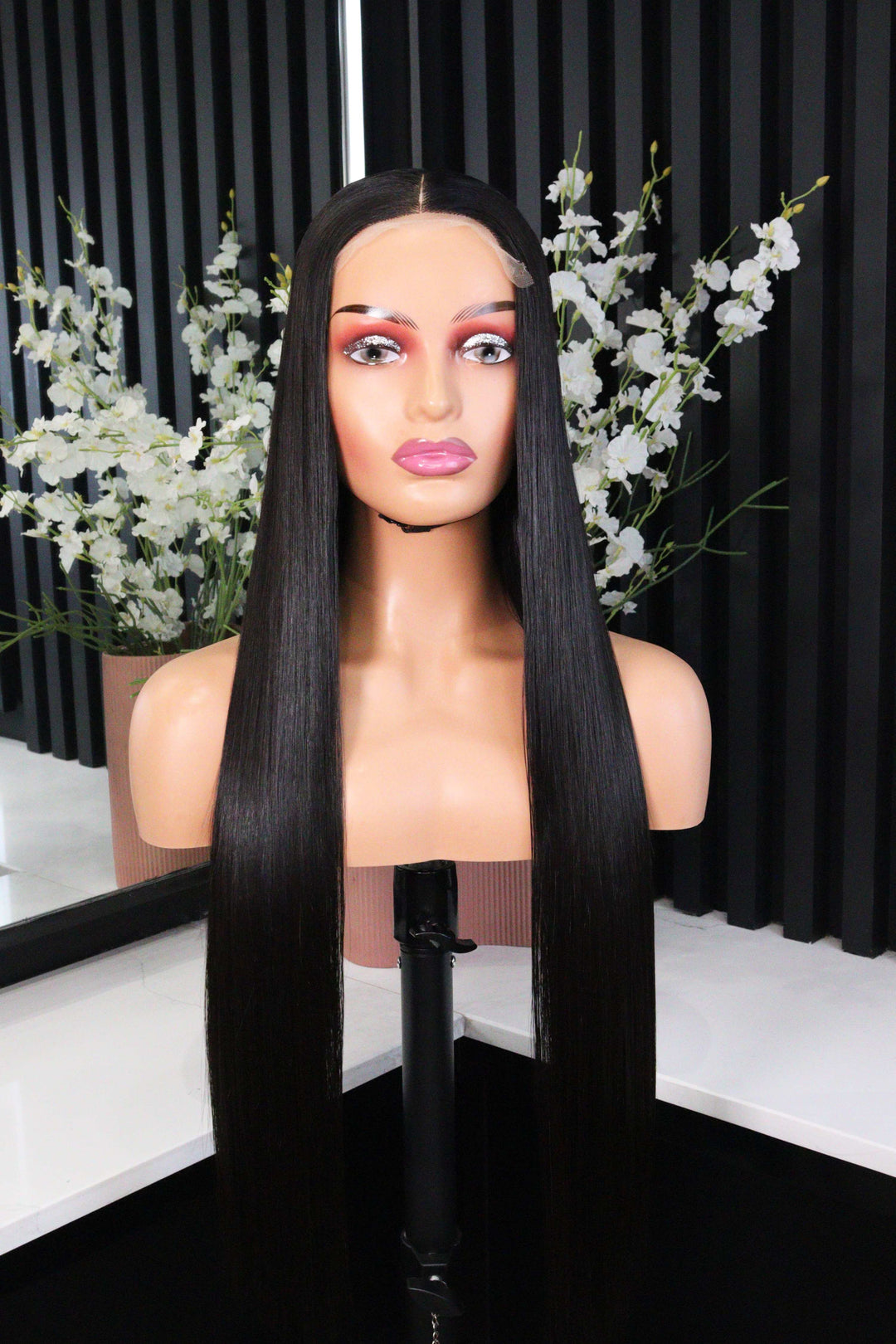 Vietnamese 4x4 SDD Lace Wig Straight Col 1B 26 Inch