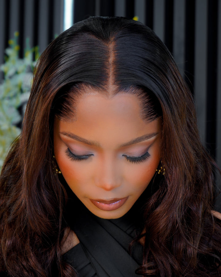 LAGOS Hairline Peruvian 5x5 Wig Wavy Col Ombre 4 18 Inch