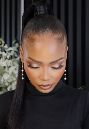 Straight Natural Black Clip In Ponytail