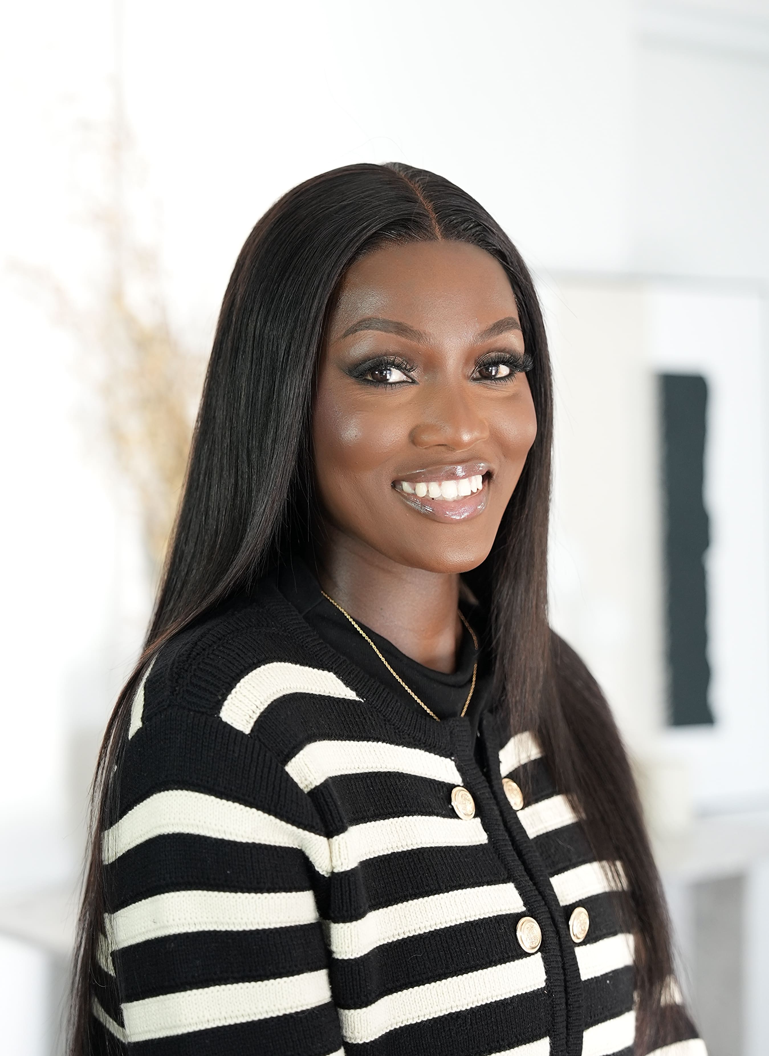 Peruvian LUX 13x4 Lace Frontal Wig Straight 18 Inch