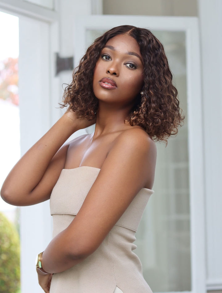 HD Peruvian 2x6 Lace Wig Swifty Bob Col 230 10 Inch