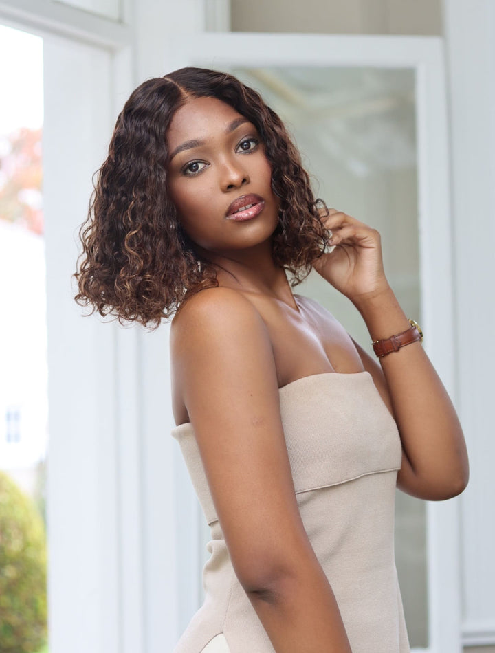 HD Peruvian 2x6 Lace Wig Swifty Bob Col 230 10 Inch