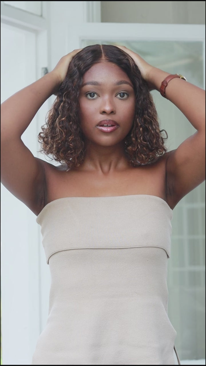 HD Peruvian 2x6 Lace Wig Swifty Bob Col 230 10 Inch
