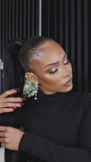 Straight Natural Black Clip In Ponytail