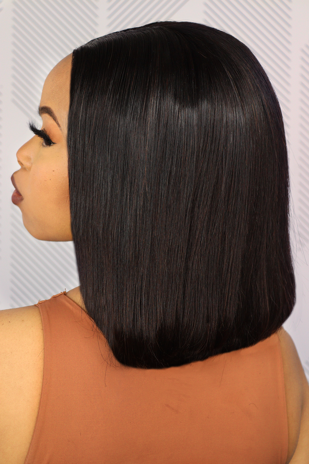 Brazilian Middle Part Wig - Straight